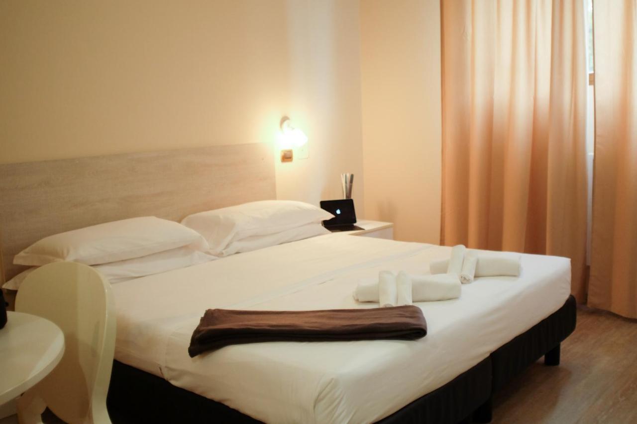 Hp Fly Hotel Bologna Calderara di Reno Ngoại thất bức ảnh